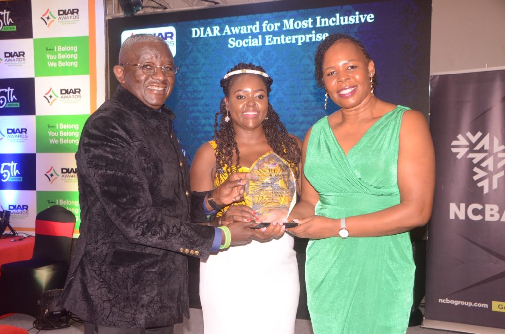 LPI_voices's tweet photo. @lpi_voices is honored and humbled to receive this year’s DIAR Award for NGOS/Initiatives promoting peace and cohesion, in recognition and celebration of our leadership in diversity, equity, and  inclusion in the field of peacebuilding. https://t.co/11hOpxTrOu