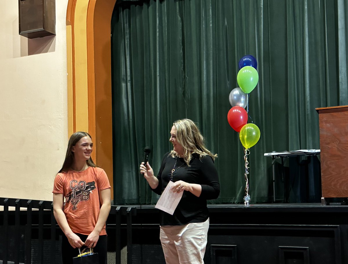 KSDEtchrleaders's tweet photo. The State and National @investwrite middle school winner is @ColbyEagles Maddie McCarty!! Congratulations, Maddie!! @KSecon @SIFMAFoundation @ksdehq https://t.co/FqJXIhRV3c