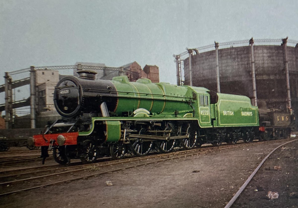 VoughtSikorsky's tweet photo. Displaying the rather sickly nature of Derby apple green, Rebuilt Patriot 45531 Sir Frederick Harrison is hauled by a 1F into the sights of Jim M. Jarvis from the paintshops in 1948. Soon given Brunswick, 45531 was withdrawn on 30th October 1965 from 12A Carlisle Kingmoor Shed. https://t.co/aCyMtgsqFO