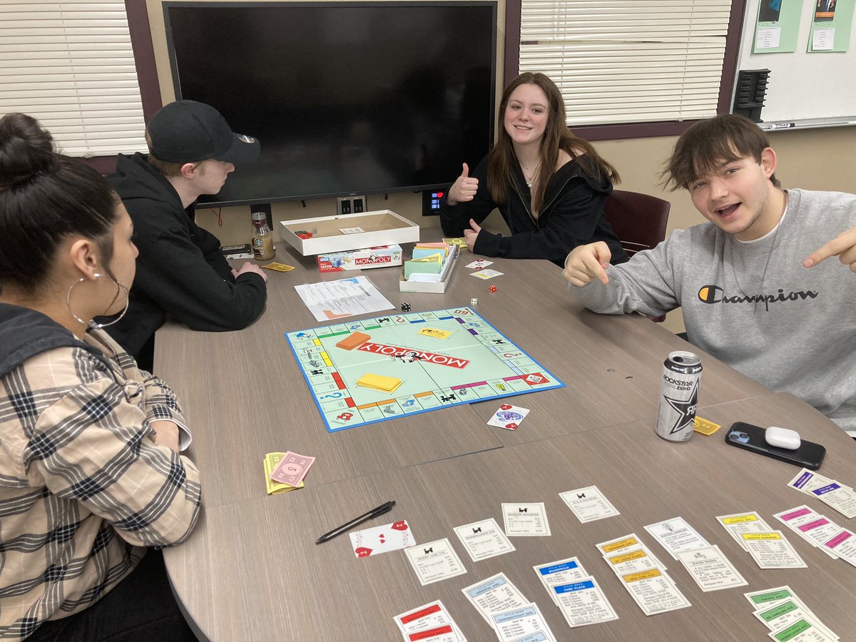 PRMrsJones's tweet photo. Unfair #monopoly was the perfect way to experience the financial divide that exists in our country. Another idea from the #iacte conference with help from @kaitsanford to make it happen! @SKochPR @IndustryCareers @peckhart20 https://t.co/VUfcsBm1xG