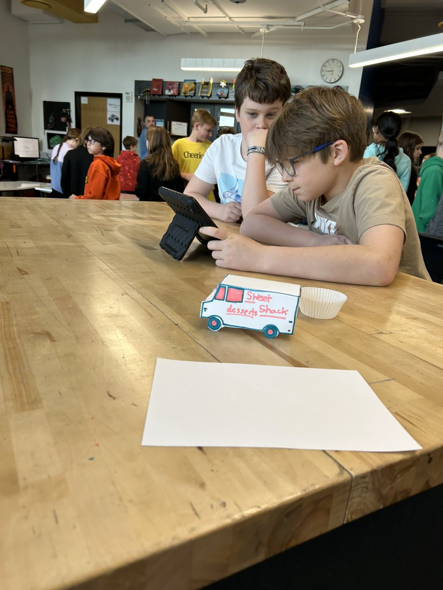 MrsWhalenSTEM's tweet photo. #FoodTruckFestival today in STEM! #STEMeducation #tinkercad #adobespark https://t.co/2EJ6ylogr0