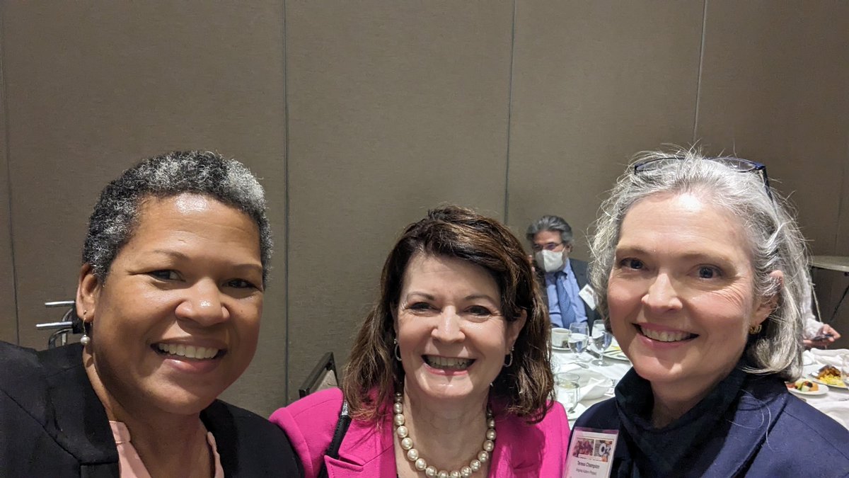 MichelleforVA's tweet image. Incredible time and conversations at @TheArcofNoVa annual breakfast this morning. Always love seeing old friends and making new ones as we work together for our loved ones &amp;amp; community members living with disabilities. 

#LetsGetToWork
#OneCommunity
#OneCommonwealth