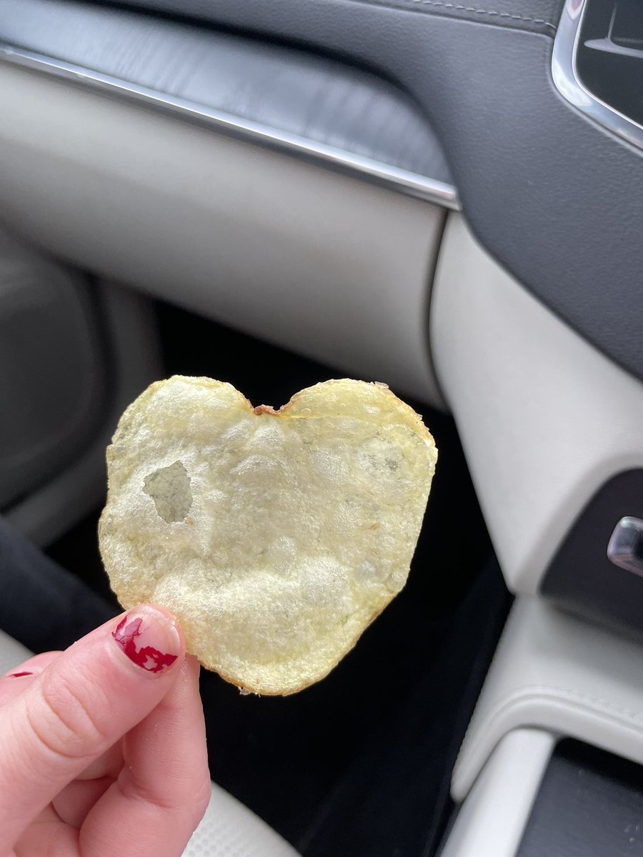 #lovefromwalkers <a href="/walkers_crisps/">Walkers Crisps</a>