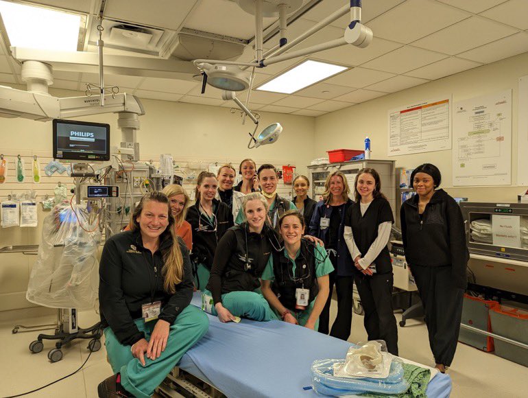 The incredible group of women caring for our patients at University yesterday on International Women’s Day! #ThisIsDenverEM #FemInEM @CUEmergency @JudoninaMD