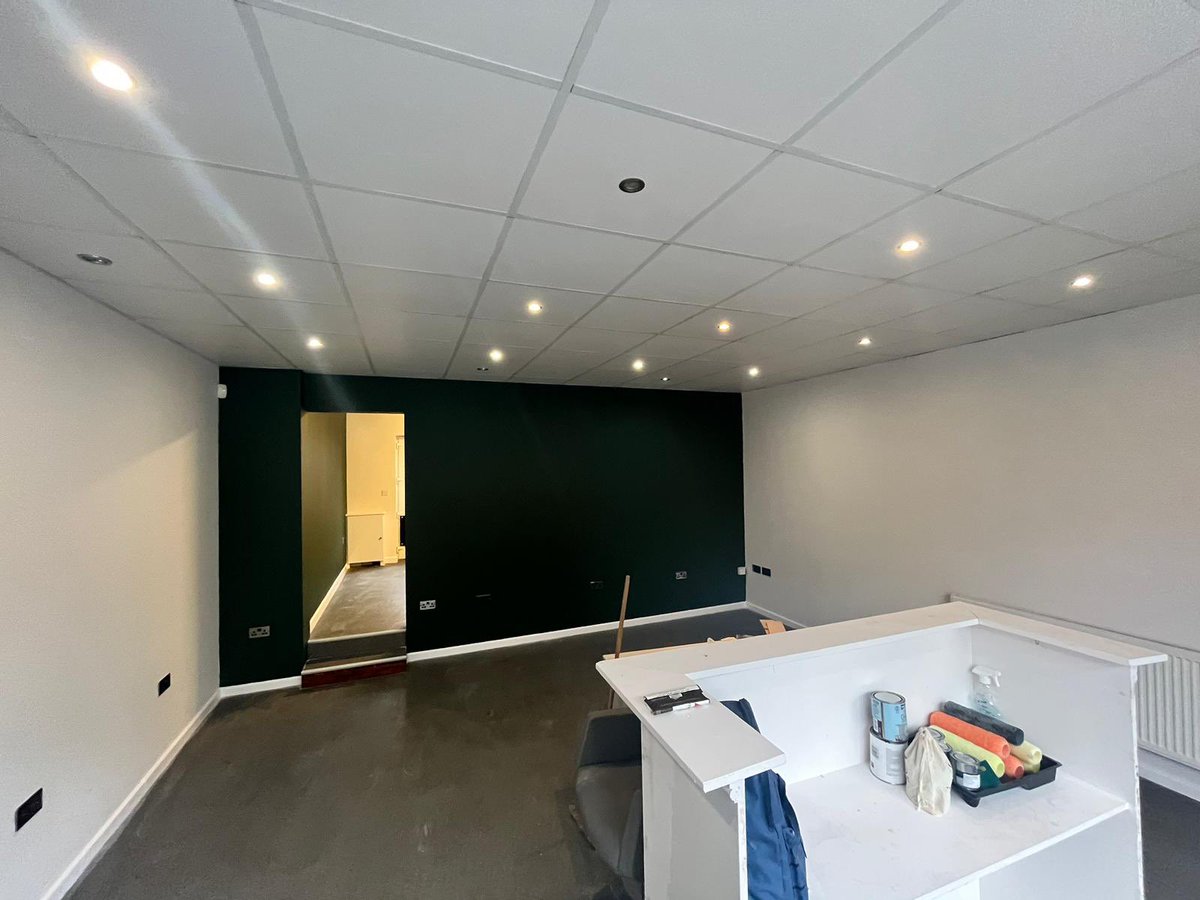 dlowedecorators's tweet photo. Job complete at the….
 💅Love hair salon 💇‍♀️ 
 
We are wishing you all the success at your new location. 

We have completed the internal decoration works to give this salon, a fresh look before there opening.

📧:enquiries@dlowedecorators.co.uk 
#salon#freshnewlook#happycustomer https://t.co/YdMPPAbQB2
