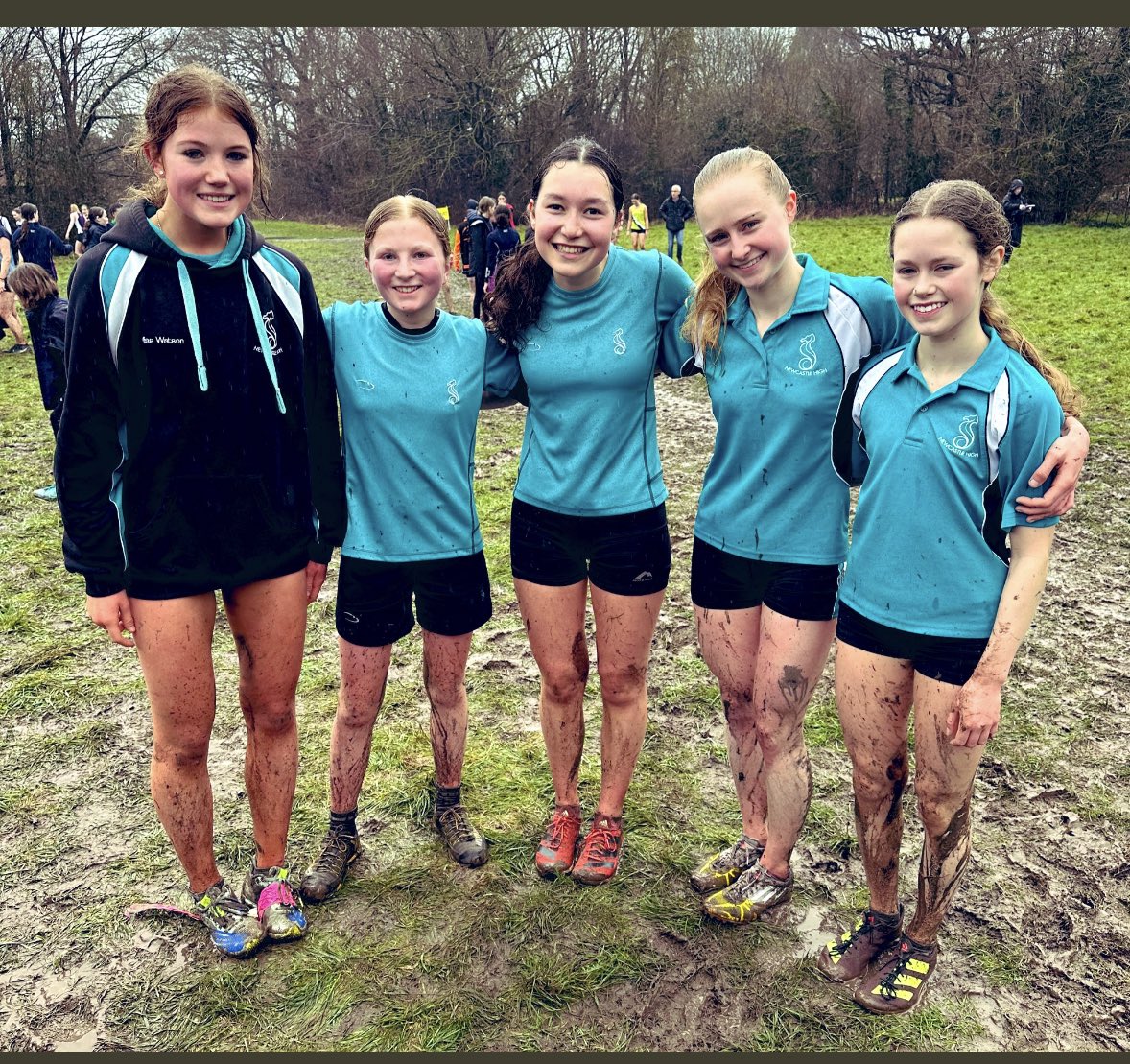 Senior Cross Country Runners Up! Well done girls! #2ndplace #teamteal