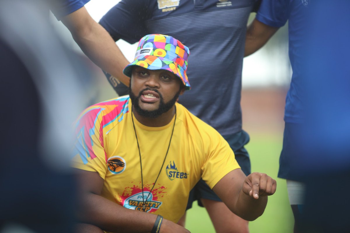 Getting warm and all 👊🏾

Kickoff in a few….🔜

#WeAreUWCSport