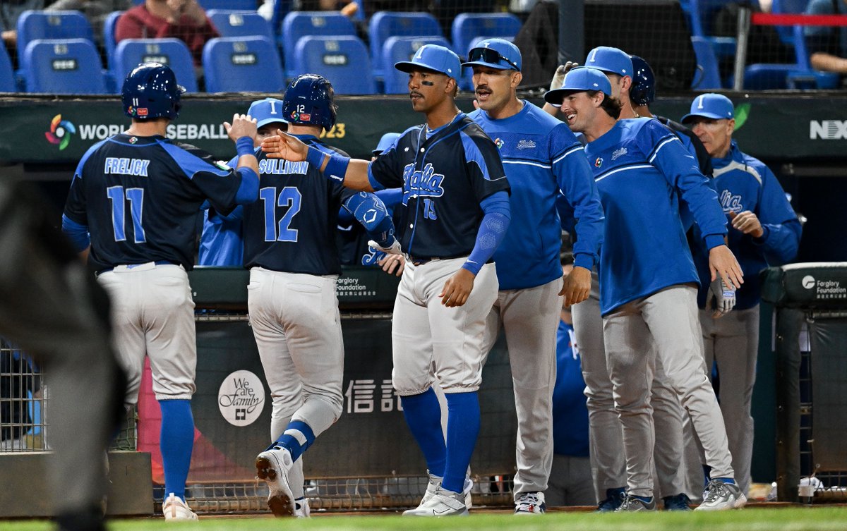 BRWalkoff's tweet photo. Italy kicks off their World Baseball Classic with an extra-inning WIN vs. Cuba 🇮🇹 https://t.co/EaEUC2ZtBO