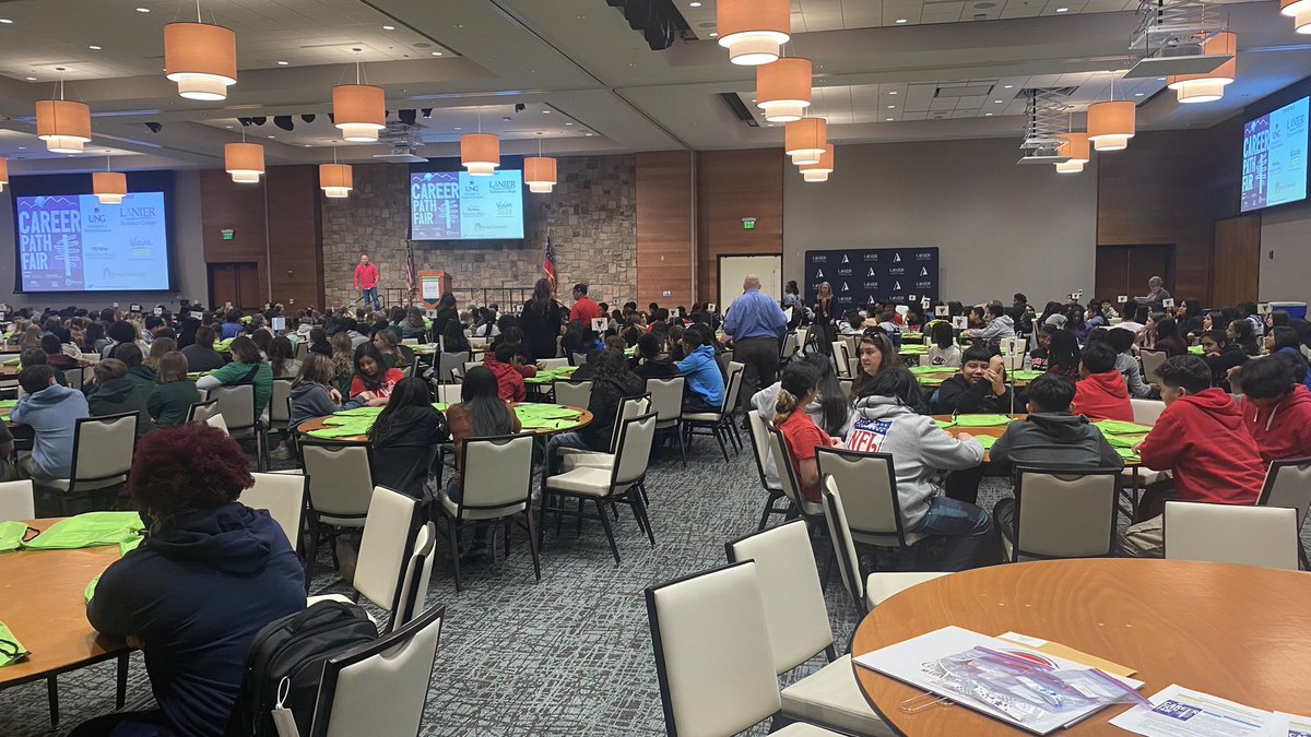 ONEGainesville's tweet photo. The future is here! Thanks to @LanierTech, @GvilleHallBiz, @GainesvilleWBL &amp; @Hall_Schools for continuing the best career fair and giving our youth a path. https://t.co/6d92RRmhMo