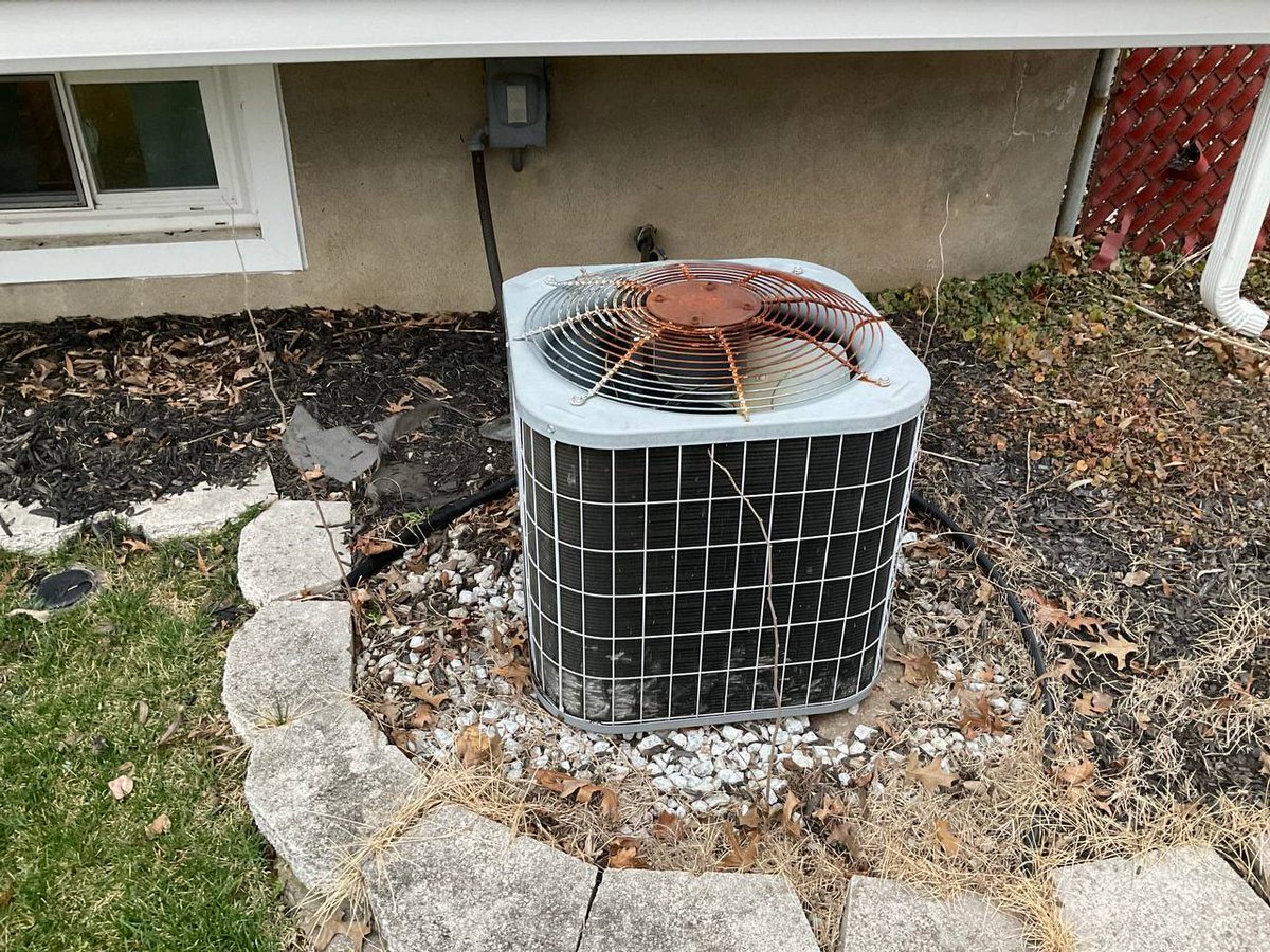 FirstChoice_NJ's tweet photo. Great job, Joey and Alex on this air handler and condenser. This is what we call another amazing day at First Choice!

#hvac #hvaclife #service #homeservice #comfort https://t.co/uCCgFhoiH4