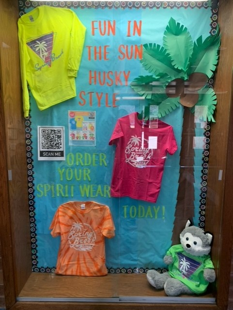 It's time to get your Spring Spirit Wear! Springbrook Elementary has a beautiful display promoting their fresh and fun Spirit Wear from Boomer T's. Contact us to get started today! #Spiritwear #SpringApparel #SchoolSpirit #fundraiser #BoomerTsApparel