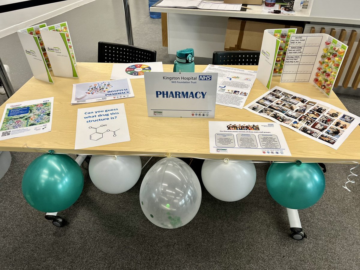 simapankhania's tweet photo. We had a great morning at Kingston College careers fair, to promote Pharmacy careers, apprenticeships and opportunities at Kingston Hospital. Thanks for having us @KCupdate  @KingstonHospNHS @APTUK1 https://t.co/3ZkhCBrIkK