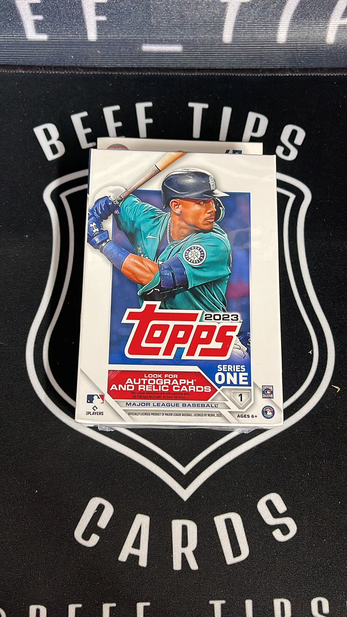 🚨🚨Free Giveaway!!!🚨🚨

Closing in on 1000 followers!!

Going to give this series 1 hanger away to one of my followers on 3/31! 
 
Just follow, like, and R/T to be entered.  And thank you to everyone that is already following me!