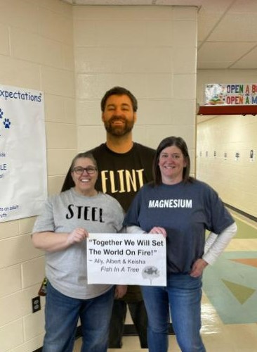 When 1/3 of your Book Character Costume has to leave suddenly - you have them take a selfie and crop them in!   <a href="/LynMullalyHunt/">Lynda Mullaly Hunt 🗣⛈💦//🐟🌳</a> <a href="/Hamilton_CW/">Crawford Woods Elementary</a>  #fishinatree  #righttoread   #allykeishaalbertforlife
