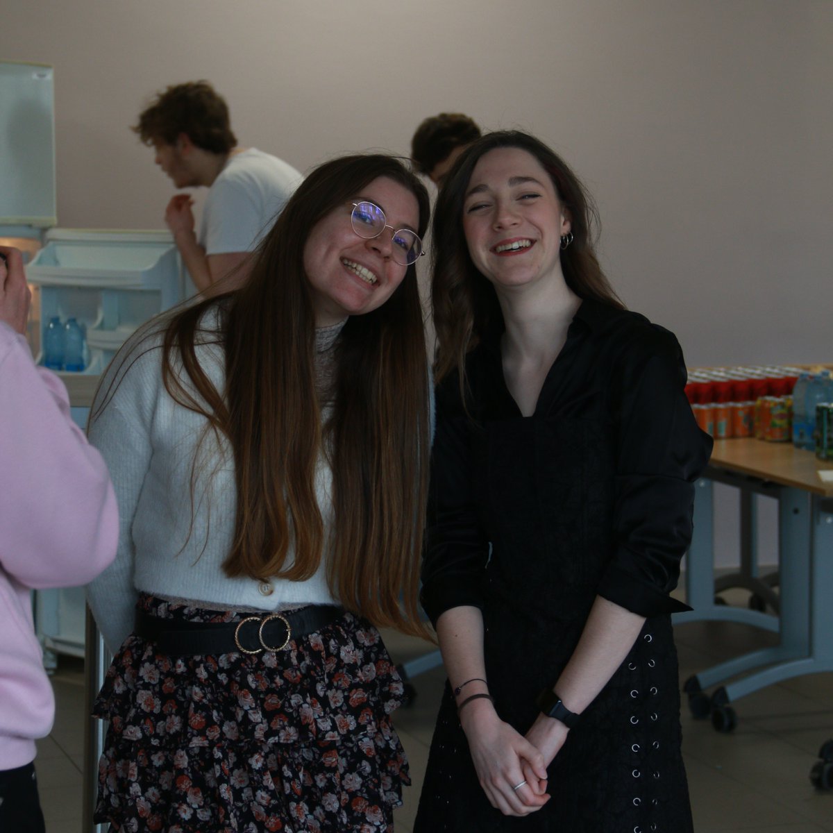 IUTdeLens's tweet image. 🌎 SEMAINE INTERNATIONALE : Day 4. Jour 4. 🌎

Retour en images sur cette quatrième journée de la semaine internationale, marquée par un Café des Langues géant. ☕️

L'occasion pour tout le monde de partager un moment convivial d'échanges sur nos différentes langues et cultures.