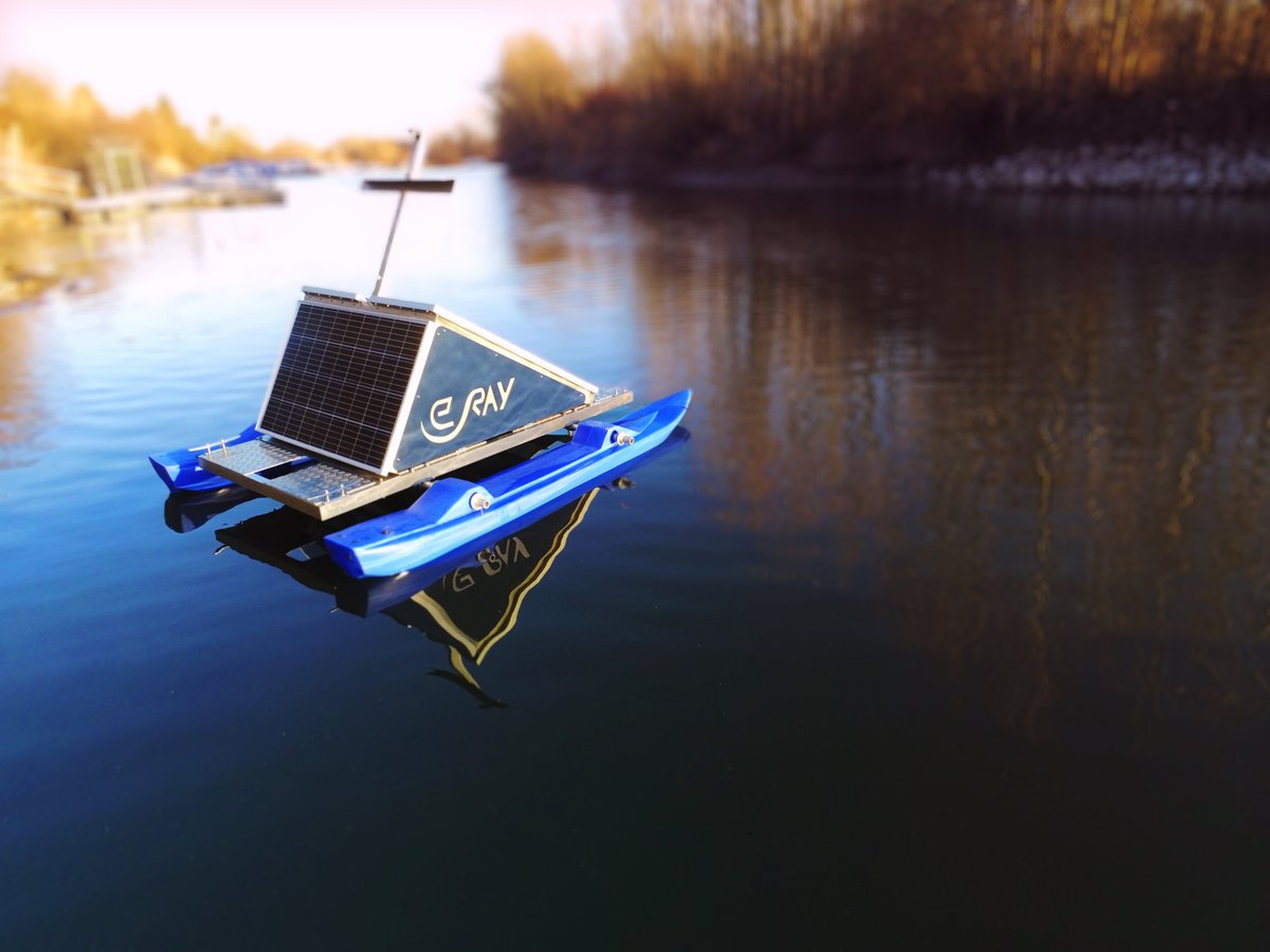 #Gründerstory🌱 Es sieht aus wie ein kleiner Katamaran, doch dahinter verbirgt sich Hightech aus Darmstadt. E.Ray hat die schwimmende Messstation WAMO für den Hochwasserschutz entwickelt. 
highest-darmstadt.de/de/news/erfind…