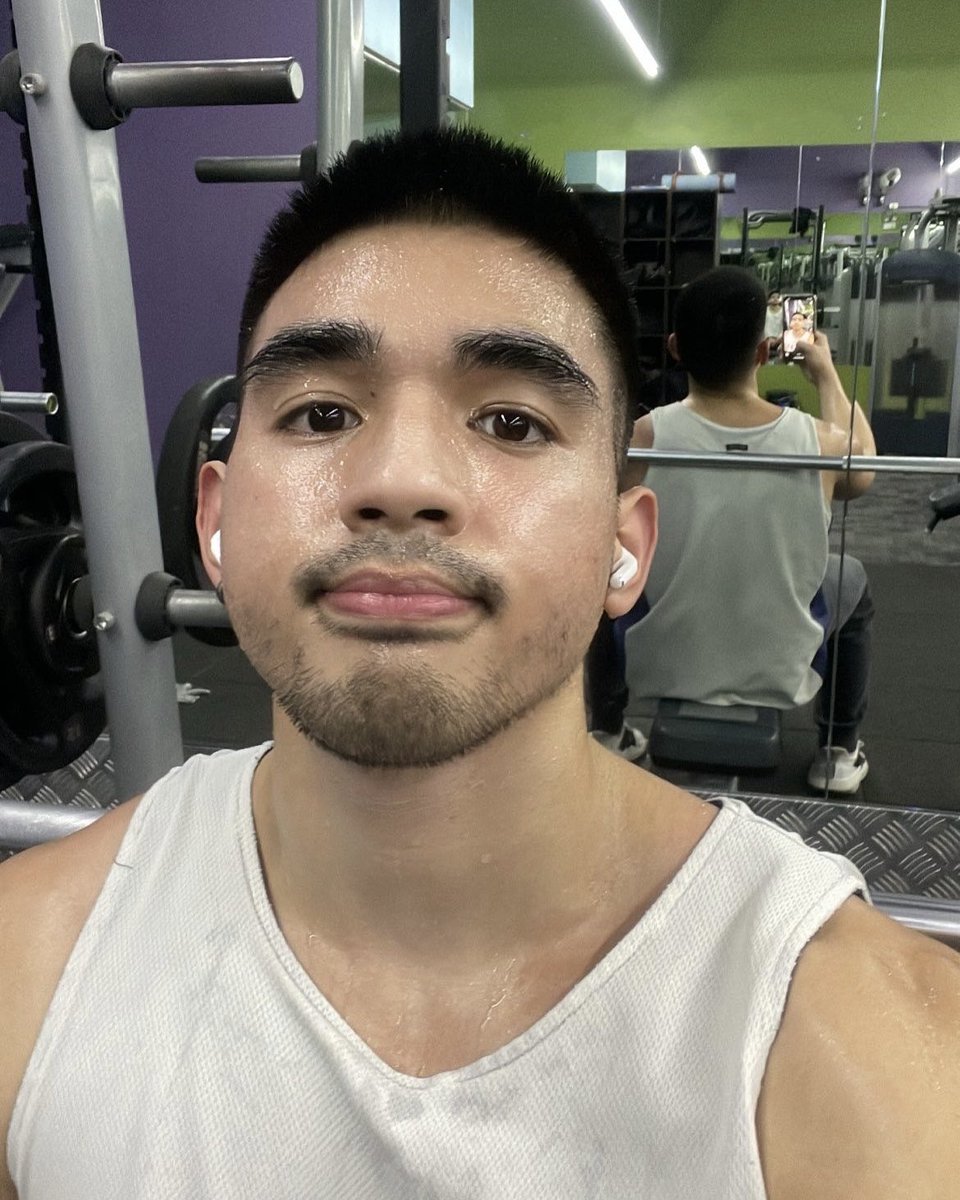 Antonio Stevens on Twitter "ur not ugly, just the angle"