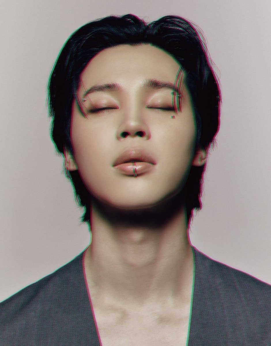 taebokkiii's tweet photo. THE PIERCINGS WTFFF PARK JIMIN https://t.co/lbefWGfPsp