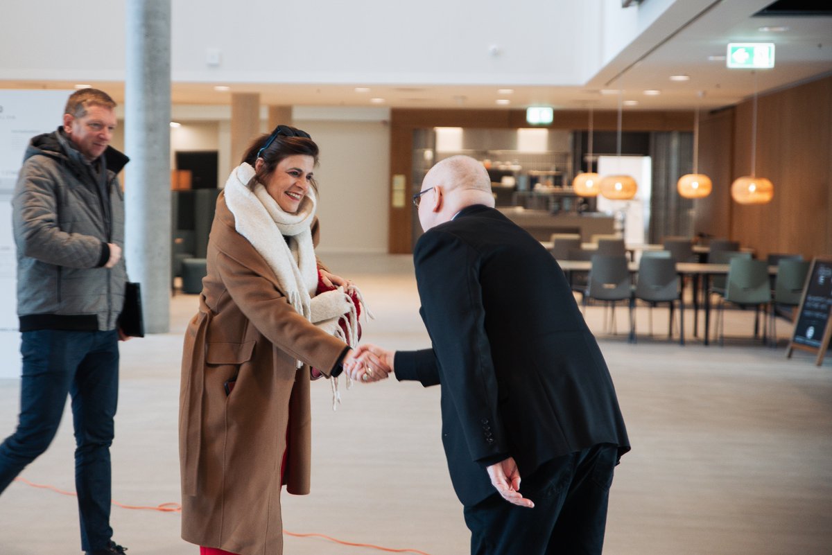 AAU SUND (@aausund) on Twitter photo Delighted to welcome EU Director for ERA and Innovation <a href="/A_Panagopoulou/">Anna Panagopoulou</a> and policy officer at European Commission Stijn Delauré at the Faculty of Medicine – AAU SUND – today. Inspiring talks on digital health, innovation and synergetic collaboration #dkforsk Delighted to welcome EU Director for ERA and Innovation <a href="/A_Panagopoulou/">Anna Panagopoulou</a> and policy officer at European Commission Stijn Delauré at the Faculty of Medicine – AAU SUND – today. Inspiring talks on digital health, innovation and synergetic collaboration #dkforsk
