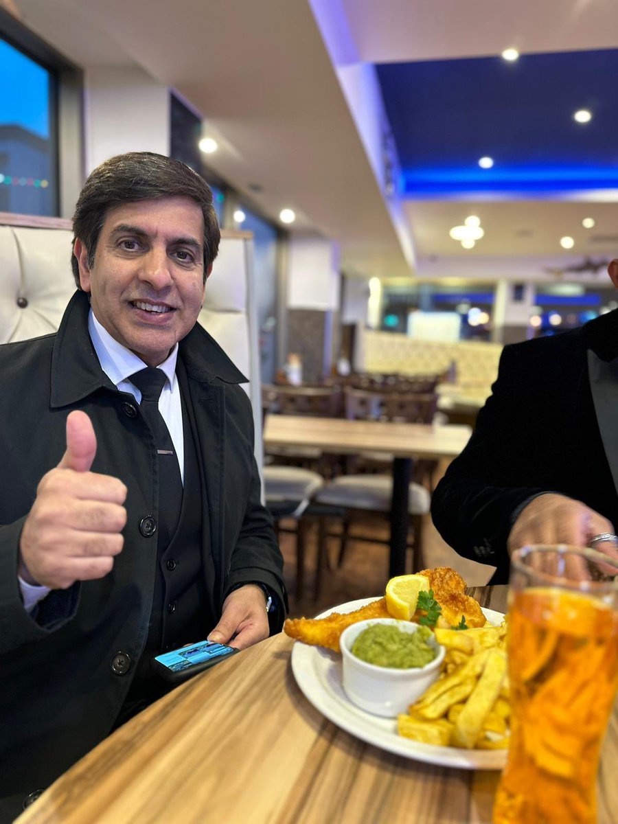 NybbleLtd's tweet photo. tuck in lads!😋😂

@redroseawards 

#RRA23 #Nybble #Elbbyn #letsdoitforram https://t.co/GMXBpTGZxs