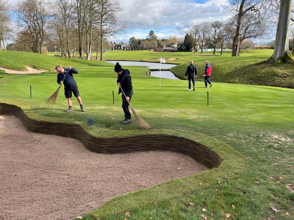 BTBradley's tweet photo. Proud to have led the project through to completion with @Ethanwalker98 , @Jamie_Fletcher1 &amp; Jim. Honoured to be trusted with such a high profile job by @AngusMacleod9 &amp; @jaywad13 . 

#TeamBelfry @TheBelfryHotel @chriseigelaar 

#GreenkeeperLife #project #learning #OwnYourActions https://t.co/fRuu6nN0VD