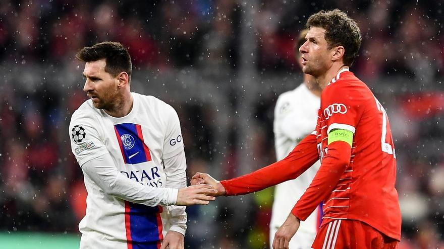 elambito's tweet photo. "Siempre lo hacemos muy bien contra Messi en todos los niveles en términos de resultados. A nivel de clubes, nuestro problema era Cristiano Ronaldo cuando estaba en el Real Madrid"😬😬

Thomas Müller, tras eliminar al PSG de Messi✍🏻 https://t.co/NaRtJslCuM