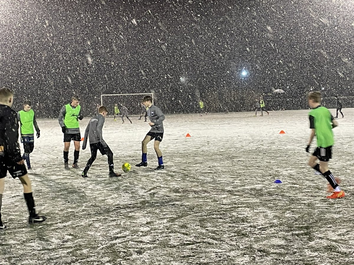 exningunited's tweet photo. @BVCSportsCentre Well done guys it was chilly last night 🥶 https://t.co/yjNdhZKEYz