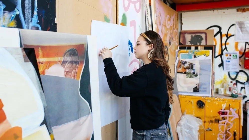 To celebrate Women's History Month, we caught up with 7 influential women in the creative industries. 

These women have each made important contributions to their creative field, ranging from technology and advertising to cosmetics and creative writing > bit.ly/3JrYBzl