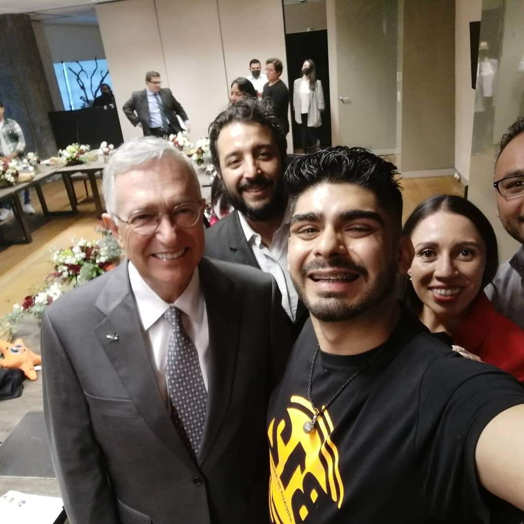 Álvaro Quiroz tweet media