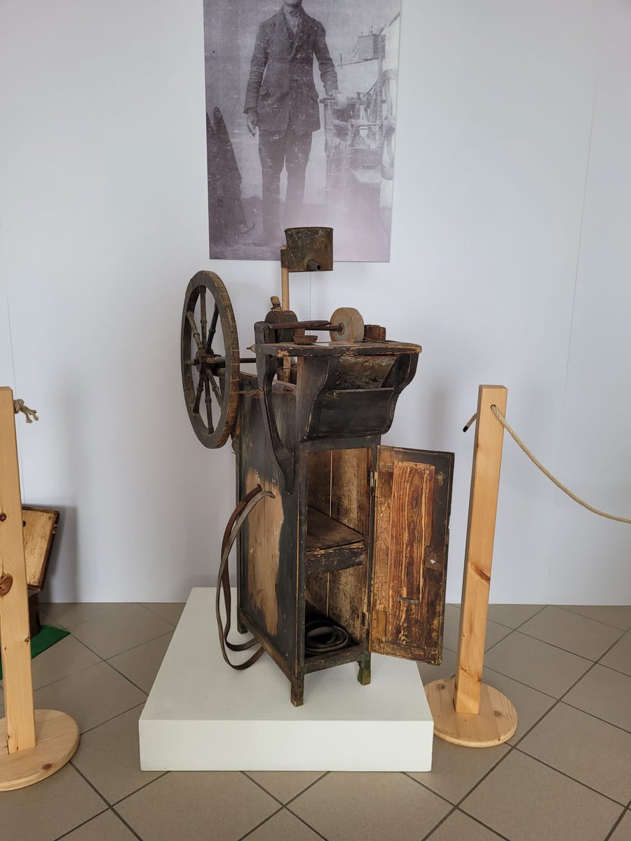 GibelliTiziana's tweet photo. Oggi a #Resia, piccolo Comune di @regioneFVGit sparpagliato nell’intera #ValResia, chiusa tra Prealpi e Alpi Giulie, col Sindaco #AnnaMicelli e poi con le fantastiche persone che animano il #MuseoArrotino e il #MuseoEtnograficoGenteDiResia ❤️ #CulturaSportFVG https://t.co/Vc2vqL0R7P