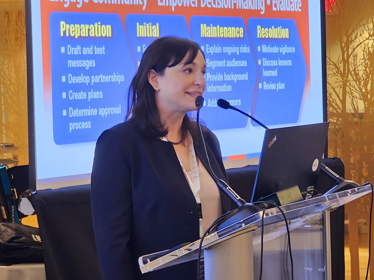ThePWorld's tweet photo. 👋Hello from Toronto, where we're hosting the 4th Healthcare Communications Boot Camp.
👉Our event kicks off with a keynote by Vivi Siegel from the CDC.
#hcbc4 https://t.co/qtpx73U1FZ