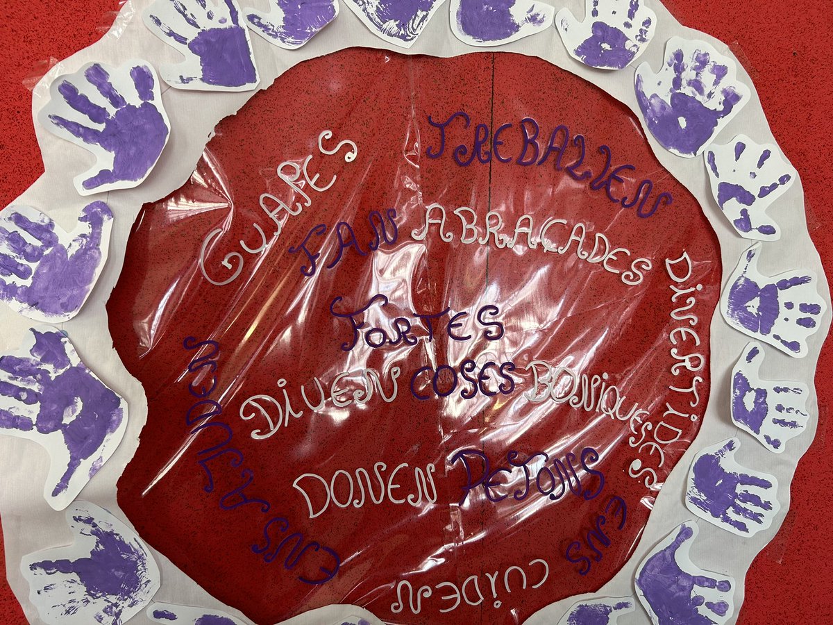 Esc Font del Roure tweet media