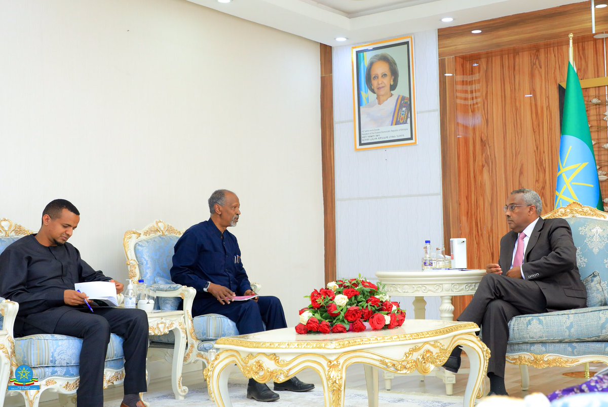 Nuur Mohamud Sheekh (@nuursviews) on Twitter photo The Deputy Prime Minister & Foreign Minister of #Ethiopia H.E.
<a href="/DemekeHasen/">Demeke Mekonnen Hassen🇪🇹</a> receives #IGAD Special Envoy <a href="/ismail_wais/">Amb. Ismail Wais (PhD)</a> at his office today. Dr Wais briefs the DPM on the developments in #Sudan & #SouthSudan. The Deputy Prime Minister & Foreign Minister of #Ethiopia H.E.
<a href="/DemekeHasen/">Demeke Mekonnen Hassen🇪🇹</a> receives #IGAD Special Envoy <a href="/ismail_wais/">Amb. Ismail Wais (PhD)</a> at his office today. Dr Wais briefs the DPM on the developments in #Sudan & #SouthSudan.