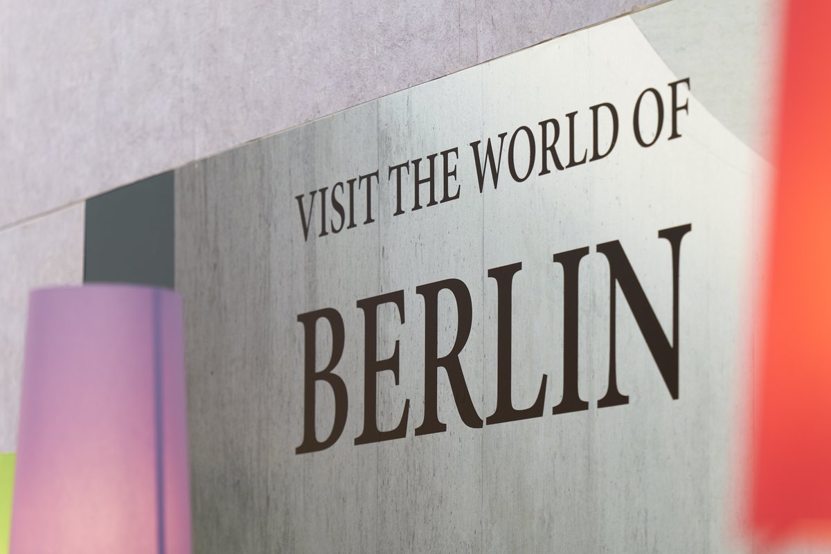 visitBerlin Newsroom (@visitberlinnews) on Twitter photo Visit the World of Berlin: #visitBerlin-Chef <a href="/kiekerb/">Burkhard Kieker</a> und Hotelier Stefan Athmann treffen Wirtschaftssenator Stephan Schwarz <a href="/SenWiEnBe/">Senatsverwaltung für Wirtschaft, Energie, Betriebe</a>, Dirk Hoffmann, Geschäftsführer der <a href="/MesseBerlin/">Messe Berlin</a>, und #EasyJet-Deutschlandchef Stephan Erler am Berlin-Stand auf der #ITBBerlin Visit the World of Berlin: #visitBerlin-Chef <a href="/kiekerb/">Burkhard Kieker</a> und Hotelier Stefan Athmann treffen Wirtschaftssenator Stephan Schwarz <a href="/SenWiEnBe/">Senatsverwaltung für Wirtschaft, Energie, Betriebe</a>, Dirk Hoffmann, Geschäftsführer der <a href="/MesseBerlin/">Messe Berlin</a>, und #EasyJet-Deutschlandchef Stephan Erler am Berlin-Stand auf der #ITBBerlin