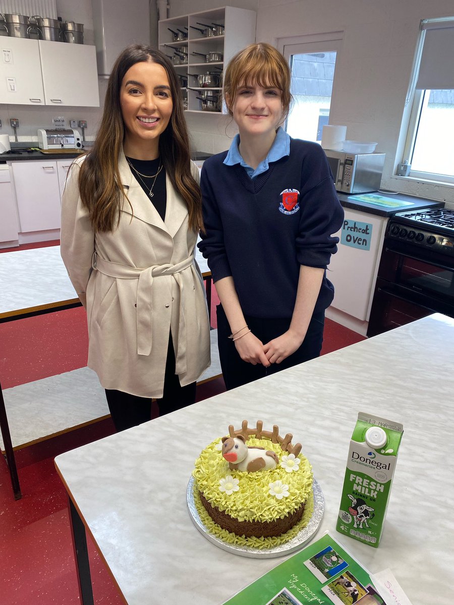 CompSport's tweet photo. Excellent display of skills from young Donegal bakers, great wisdom shared from @ChefBrianMcD thank you very much to Rosses CS for organising #homeec #homeeconomics https://t.co/LeGnV8HEA4