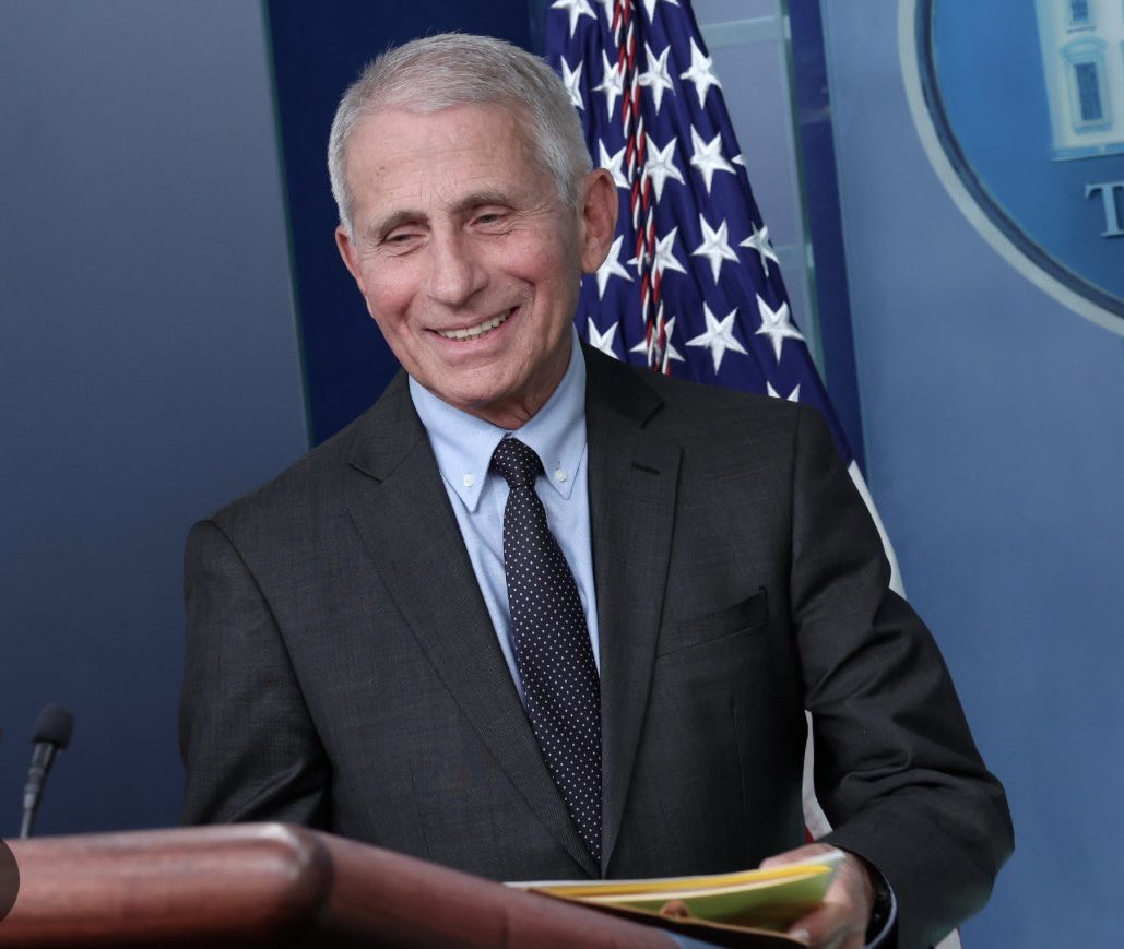 AZ_Brittney's tweet photo. Dr. Fauci is a national hero and has saved millions of lives. Drop a 💙 if you agree. https://t.co/IJuih6HWrn
