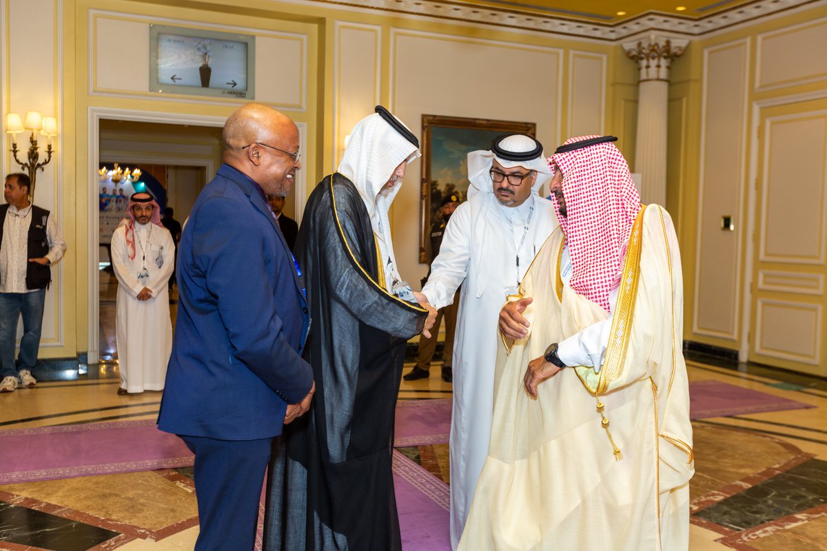 EventTroop's tweet photo. The entry hall was full of laughter and some conversations between the president of the conference, the president of the assembly, and the representative of the emirate. ❤🤩

Proudly Managed By #EventTroop 
@E1_Cluster https://t.co/frWWN17WOh