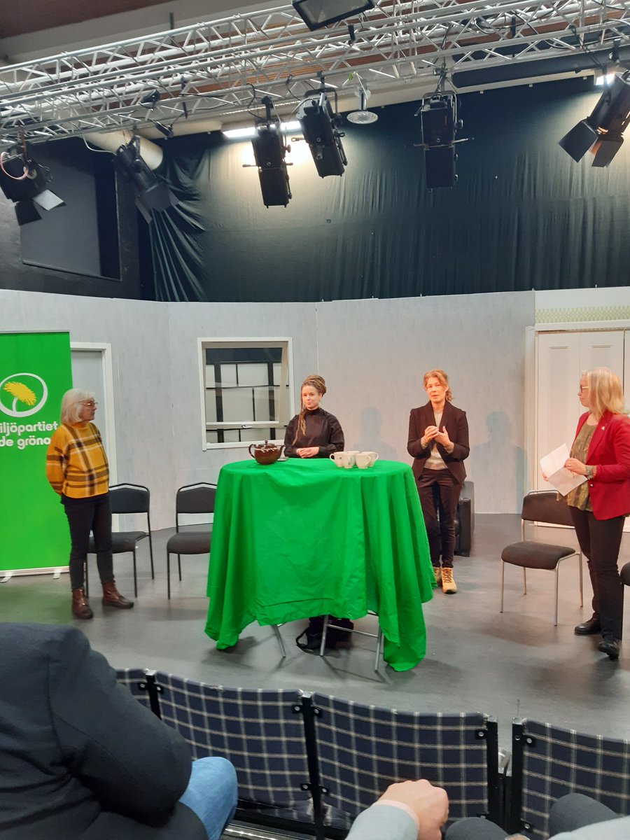 salmose's tweet photo. Hur främjar o värnar vi kulturen i Kungsbacka?  Debatt i Alleteatern med @amandalind_  , @MariaLosman m.fl. https://t.co/dP8Bej3aBv
