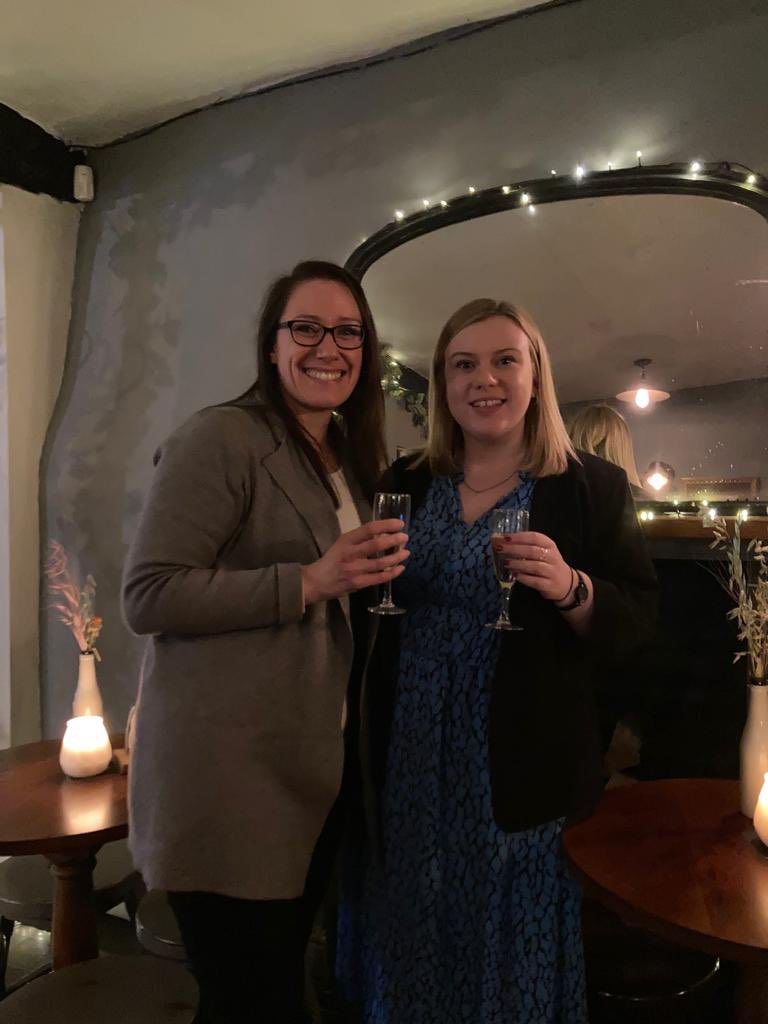 So happy to have passed my PhD Viva yesterday 🥳 Thank you so much to my brilliant examiners! Many thanks to my supervisors for all their amazing support, @KellyJStockdale lovely to celebrate with you last night 🥂 I have learnt so much from everyone involved in this journey🌟