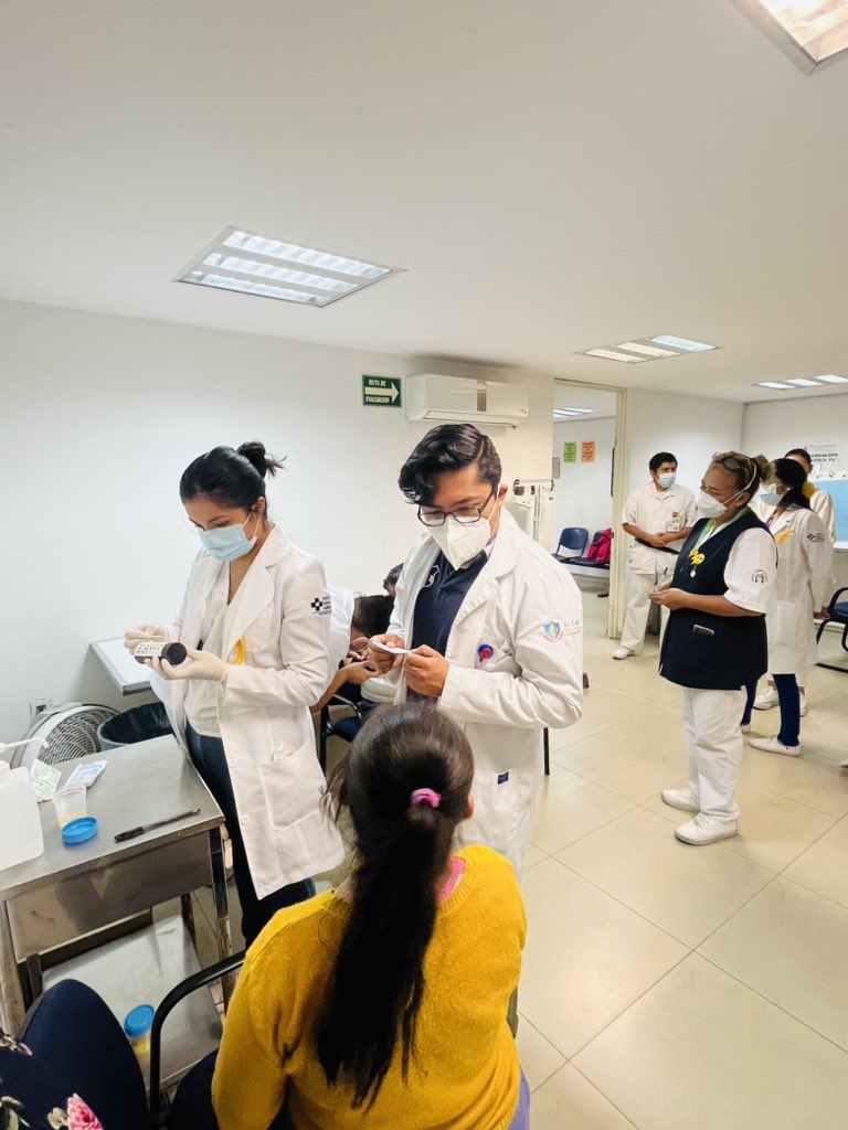 rafavaldeznefro's tweet photo. In the General Hospital of Mexico, the World Kidney Day Fair was held.  Among the dynamics, lottery games, timely detection, medical counseling, thanatology and nutrition were carried out. @worldkidneyday @IMINmx @DeNefrologos @HGM_OD https://t.co/NGfopJJA1R