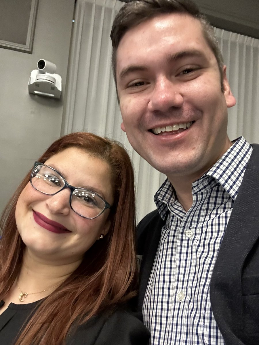 Excited for the <a href="/dbustamante1210/">David Bustamante</a> Town Hall with the best SEL @JuliaRodzNTX!