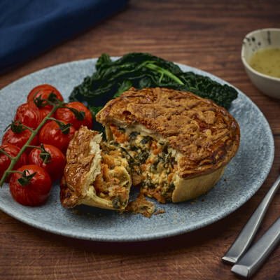 It’s still British Pie Week - here is our Sweet Potato, Spinach & Goats cheese vegetarian pie ! All available from @bidfooduk @Brakes_Food @creedfs @savonafoods