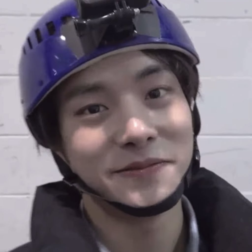 바보같애.,,! 
                         （귀엽다의 최상급 표현 . . ）