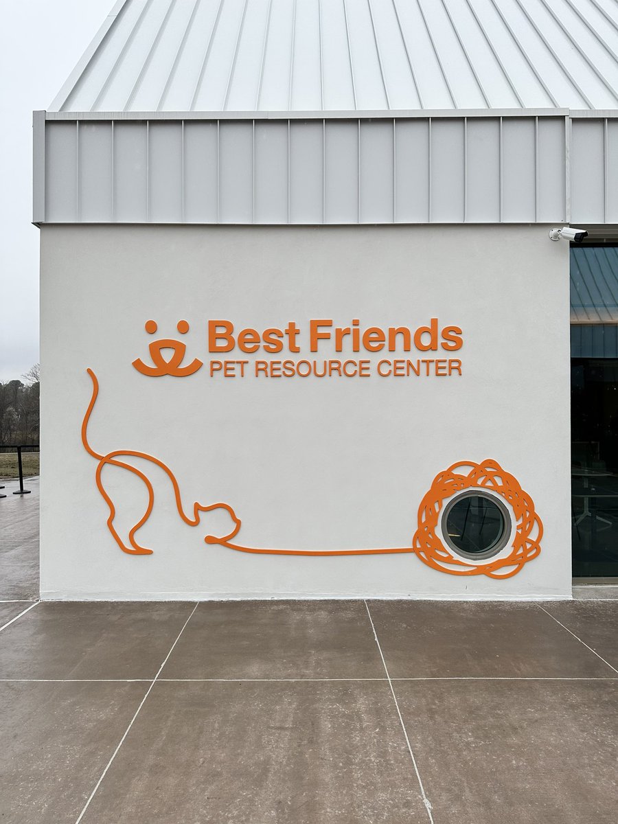 I’m in Northwest Arkansas for the grand opening of the <a href="/bestfriends/">Best Friends</a> Pet Resource Center. It’s been a long time coming and tons of work. So excited to finally open!