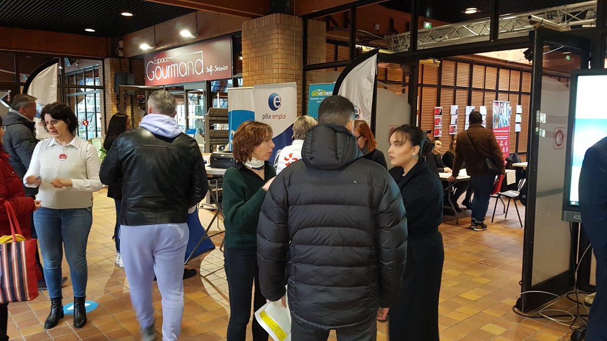 #avecpoleemploi #gravelines #Tousmobilises pour le retour à l'emploi : une belle réussite pour le 1er forum #nucleaire aujourd'hui à Sportica Gravelines - 40 exposants, 280 participants 🔝
@LafayeLaure <a href="/BertrandSename/">Sename Bertrand</a> @SophiePalisse