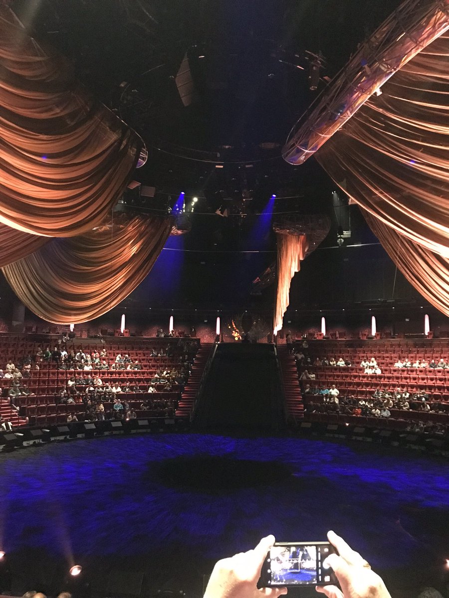 JoinTheSHAW's tweet image. Spent a wonderful 4 days in Vegas at the Wynn for my Birthday. Saw an amazing show called Awakening and it was mesmerizing!! #awakening #TheWynn