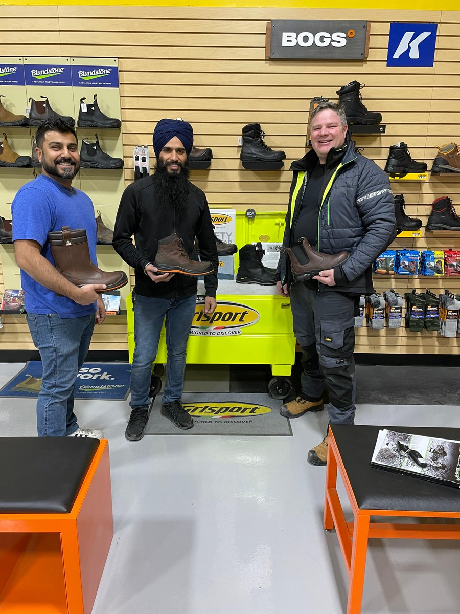 Atlantic_Safety's tweet photo. Check out the display and selection of Grisport footwear at Advance Safety World (6797 Steeles Avenue W. Etobicoke, ON M9V 4R9) in Etobicoke, Ontario! 

Drop by and see Jag or Roberto for all your Grisport footwear needs. 

Thank you Advance Safety World for all your support! https://t.co/1SazJ80jwZ