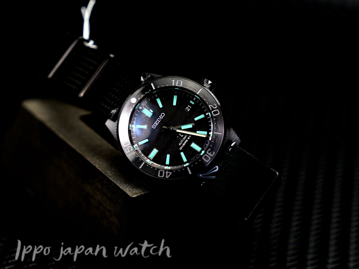 Seiko Prospex 1965 Diver's Modern Reinterpretation The Black Edition Limited Edition.

#keepgoingforward #sbdx055 #seiko #prospex #seikoprospex #theblackseries #blackseries #62mas #watch #watches #mechanical #8l35 #watchfan