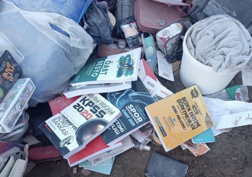 TÜM SINAVLAR ERTELENMELİDİR.

<a href="/RTErdogan/">Recep Tayyip Erdoğan</a> <a href="/prof_mahmutozer/">Mahmut Özer</a> <a href="/OSYMbaskanligi/">ÖSYM</a> <a href="/fahrettinaltun/">Fahrettin Altun</a>

#tümsınavlarertelensin