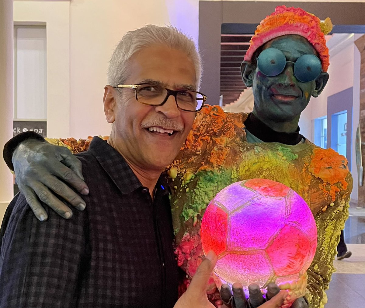 A belated and very happy Holi to all my friends and family and to everyone who have been celebrating — throwing brightness and colour to evening 🙏🏽
#HappyHoli #HoliFestival2023 #HoliCelebrations